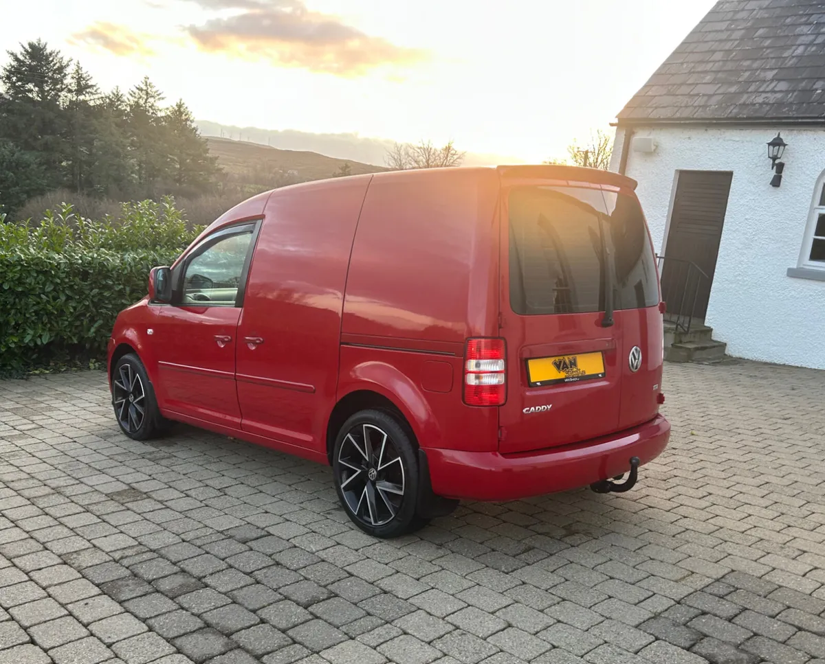 Stunning 2012 Volkswagen Caddy Kitted - Image 4