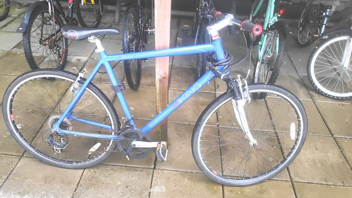 Viking Hybrid Bike in Great Condition+Lock&Helmet - Image 1