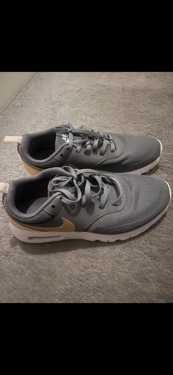 Nike Air Shoes - Image 1
