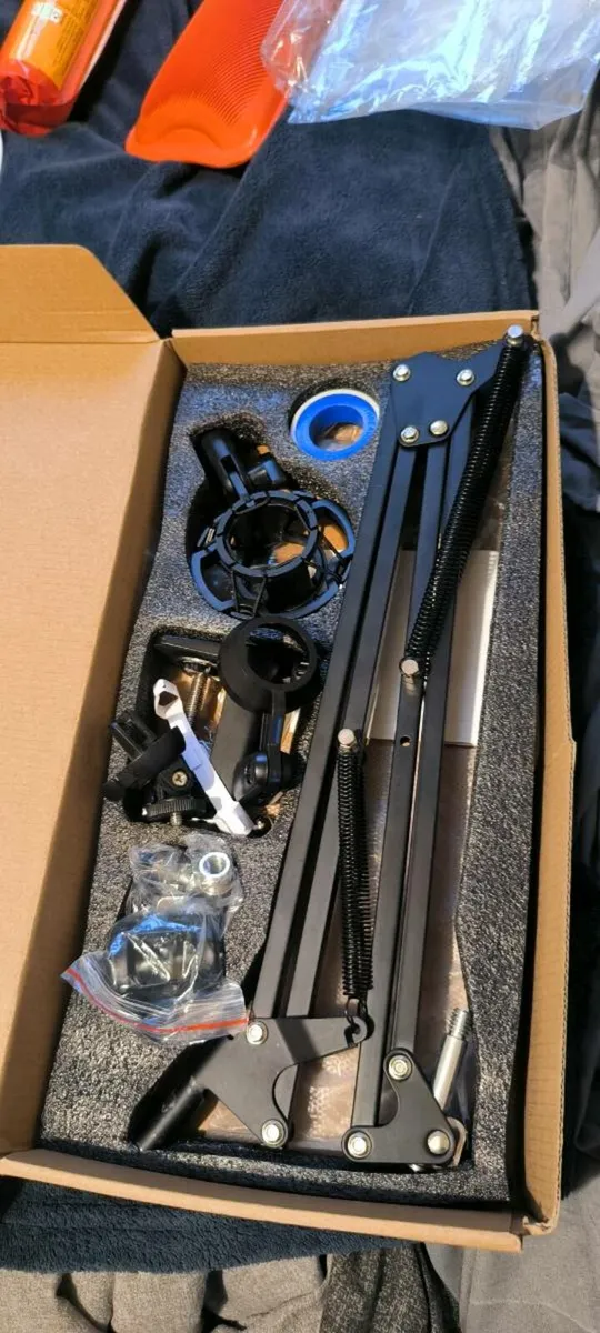 MICROPHONE BEHRINGER C-1U + HOLDER - Image 2