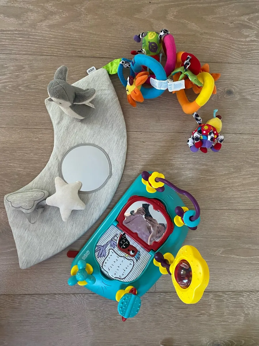 Baby floor seat with Activity tray - Image 3