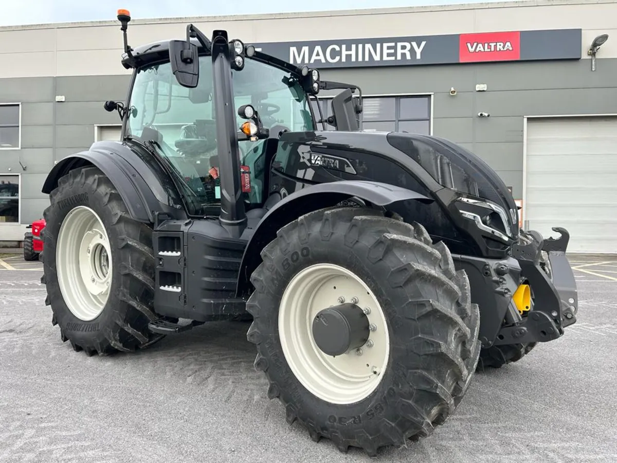 Valtra T195 Versu - Linkage & PTO - Image 1