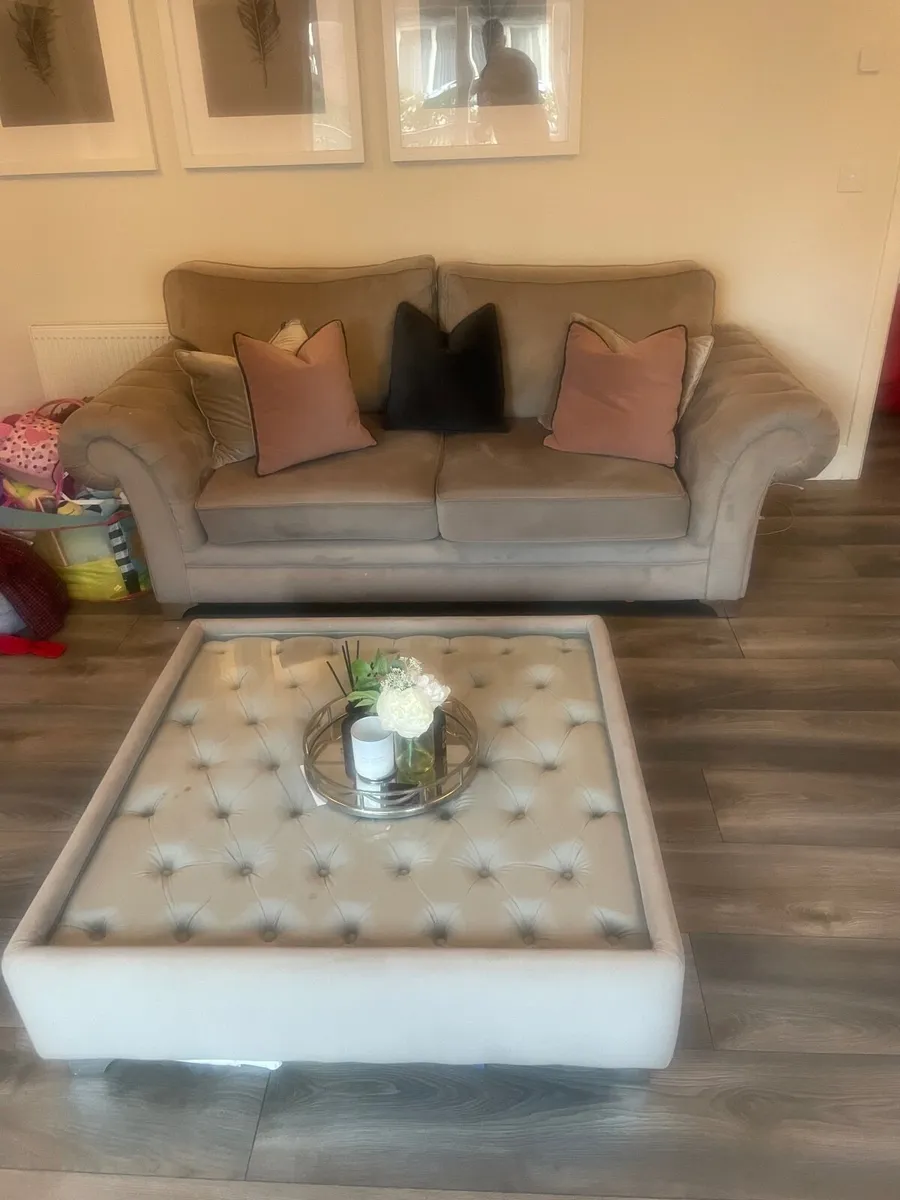 Bespoke Foot / coffee table with glass top - Image 1