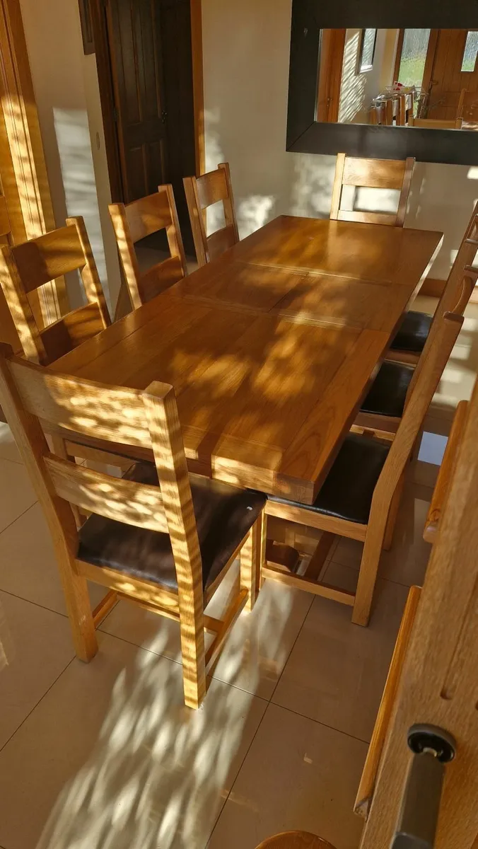 8 seater oak kitchen table & 8 chairs - Image 2