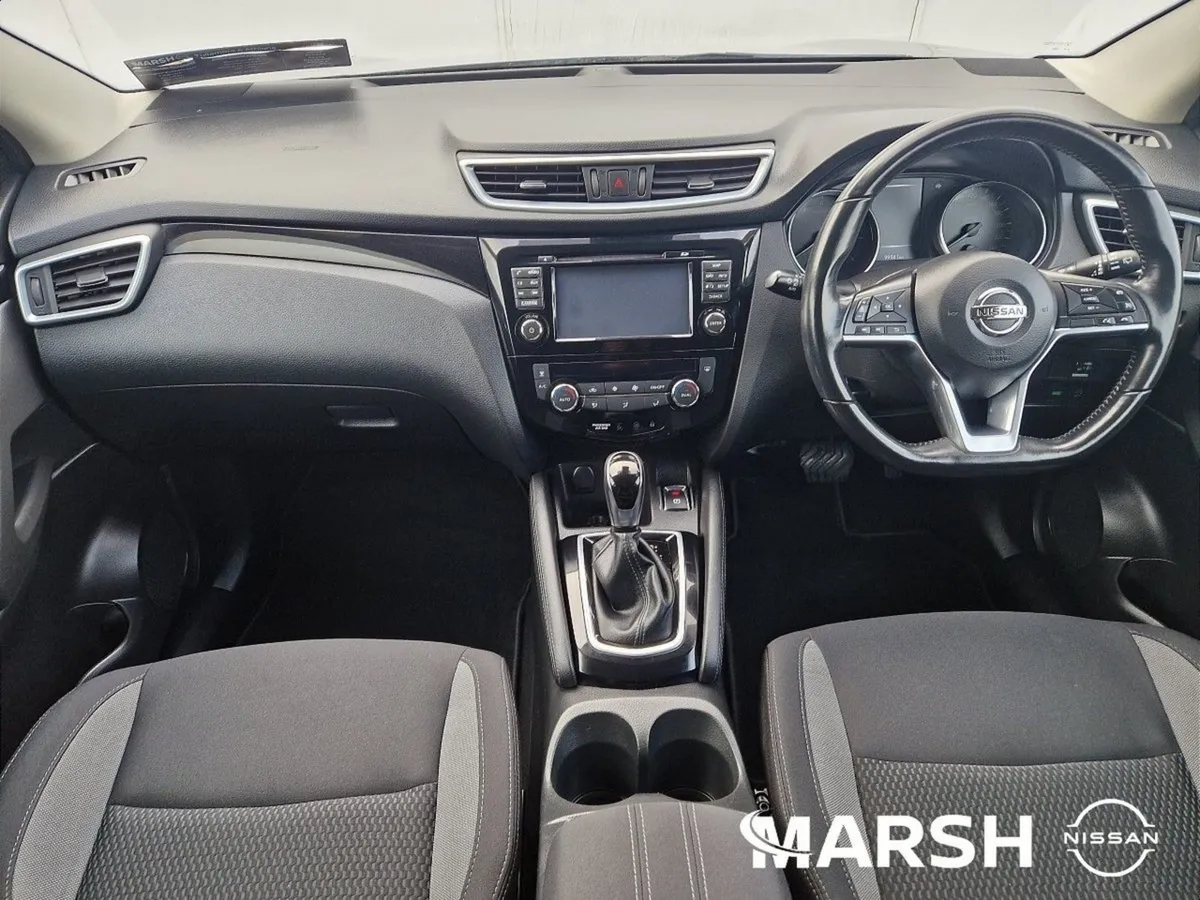Nissan QASHQAI 1.2 PET SV CVT SS 18 - Image 2