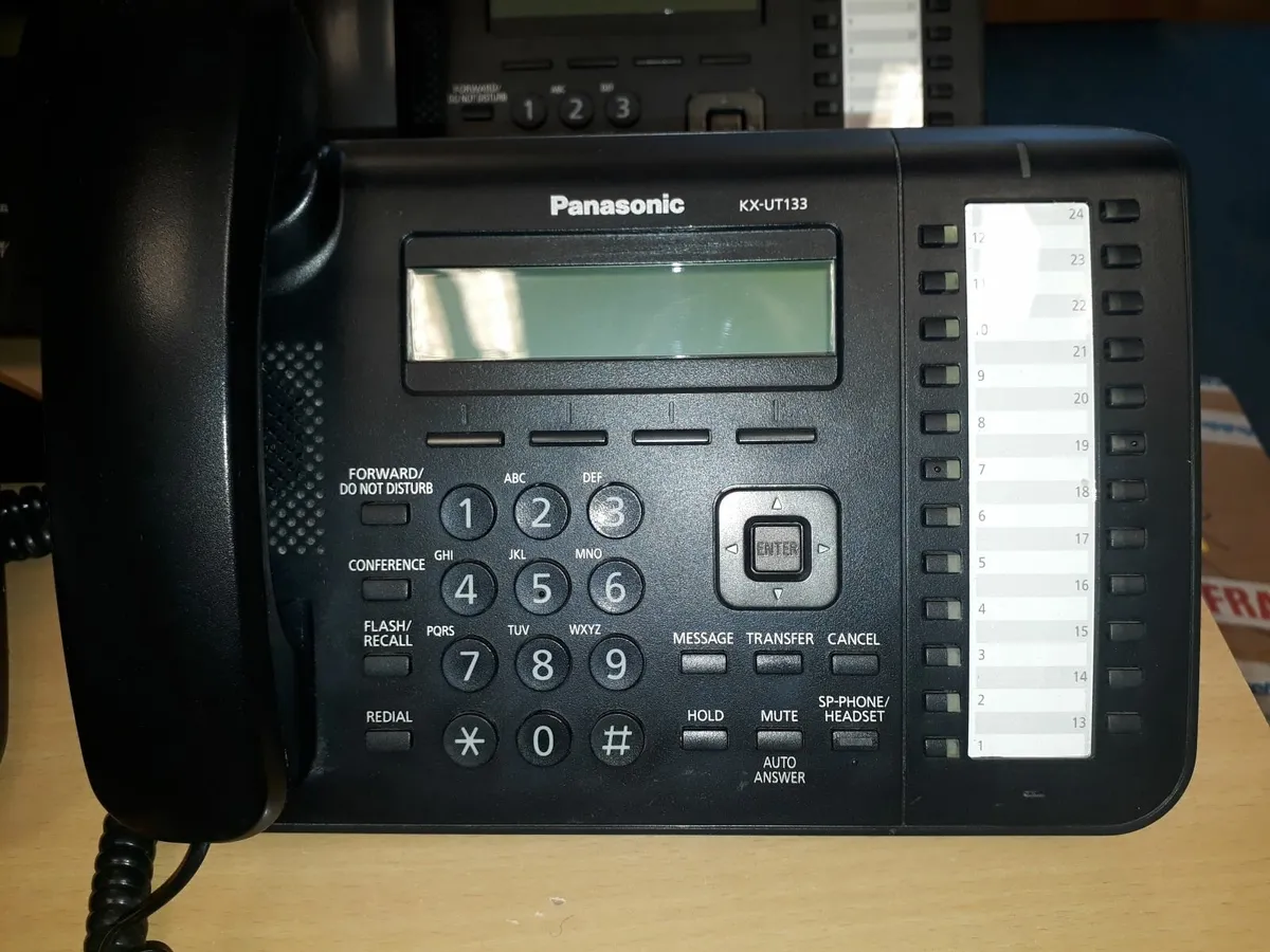 Panasonic KX-UT133 Internet Phones set of 9 - Image 2