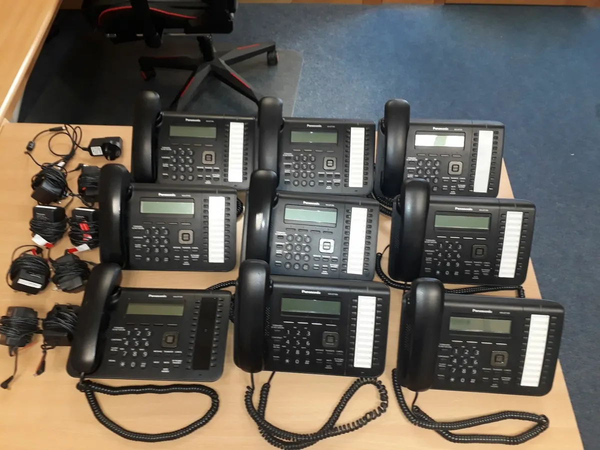 Panasonic KX-UT133 Internet Phones set of 9 - Image 4