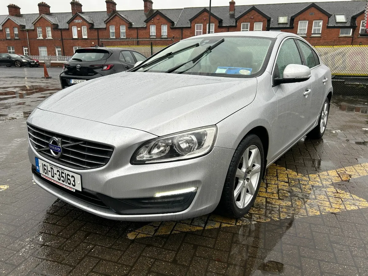 Volvo S60 2016 D2 SE - Image 4