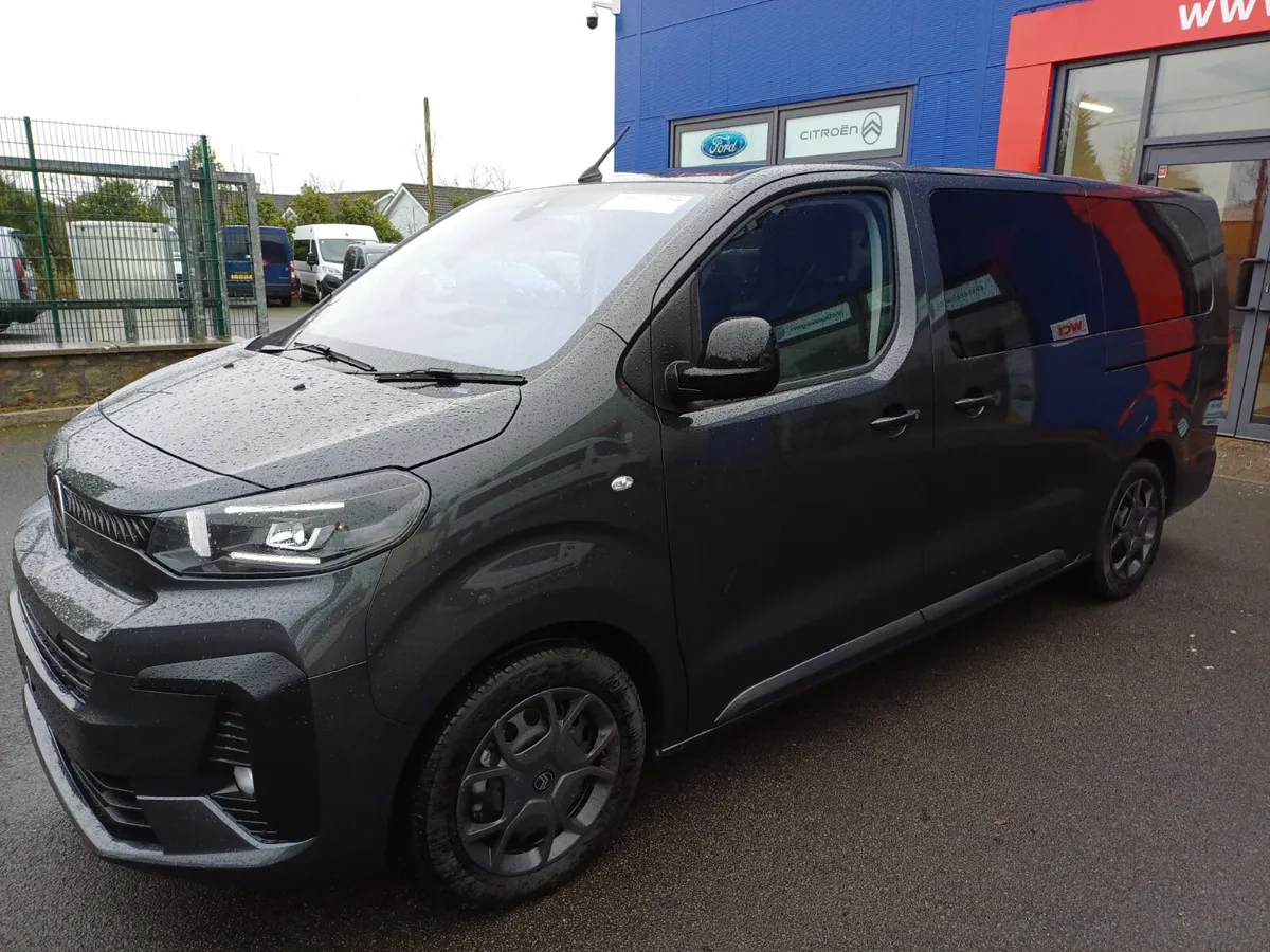 Citroen Spacetourer 7 seats wheelchair accessible - Image 2