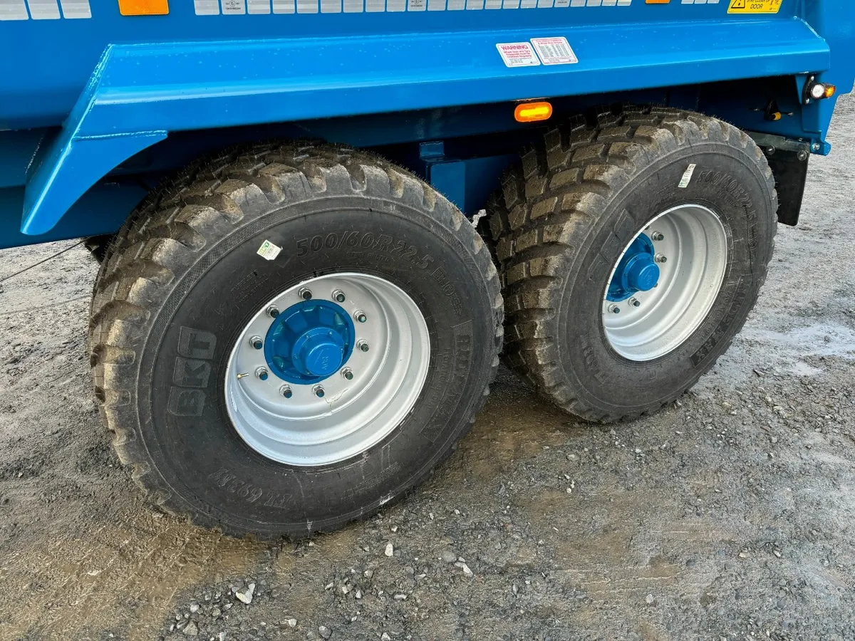 2025 Kane 15 Ton Dump Trailers - Image 4