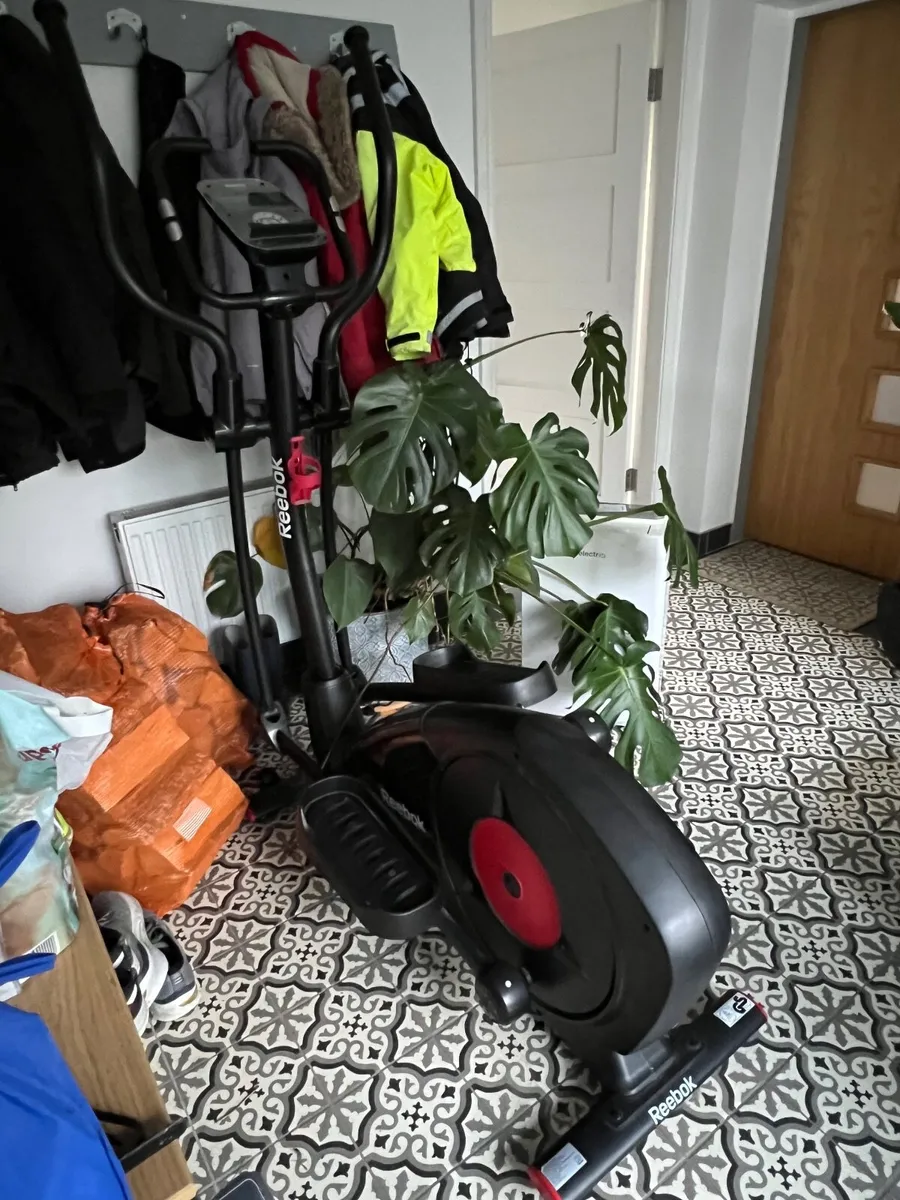 Reebok Cross Trainer - Image 2
