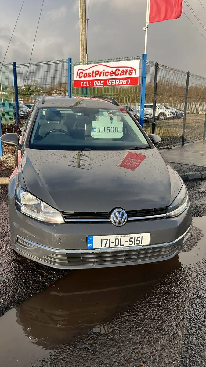 Volkswagen Golf Estate 2017 - Image 1