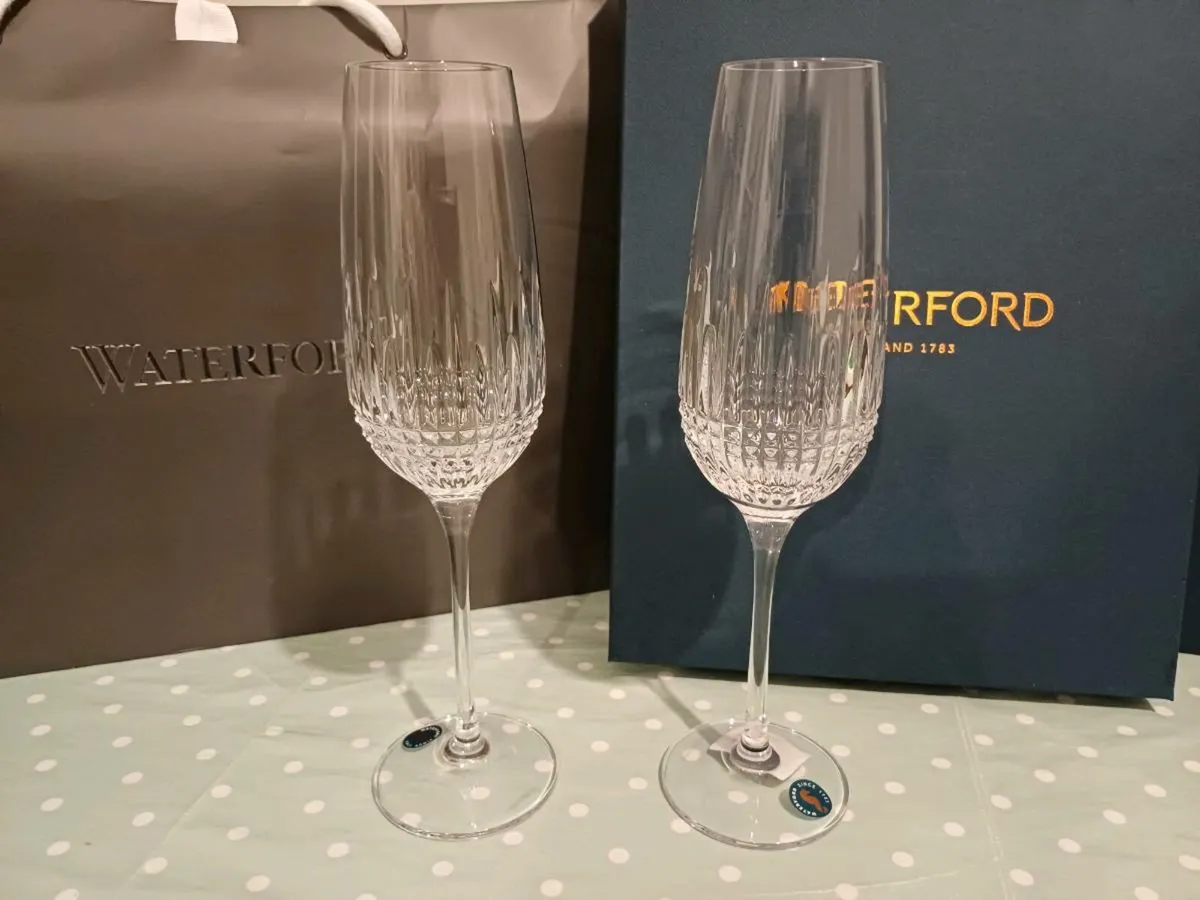 Wedgwood Lismore Diamond Essence Flute Set - Image 2