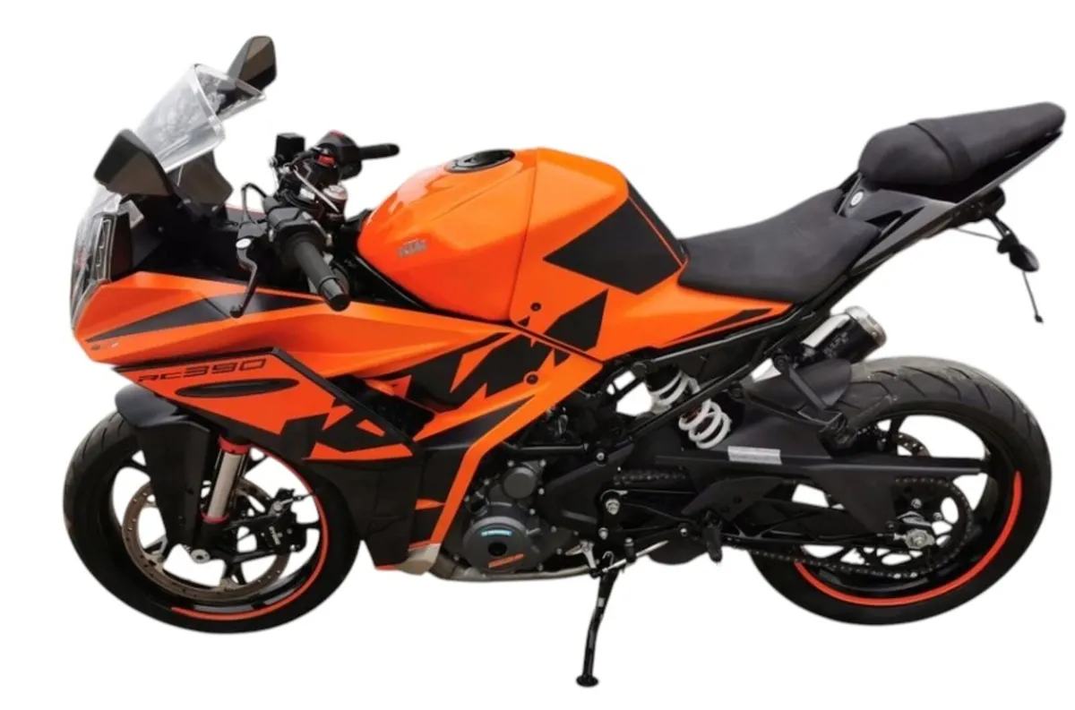 KTM RC 390 A2 - Image 4