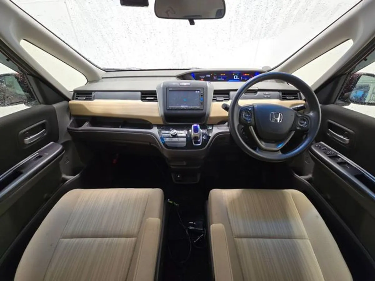 Honda Freed 1.5 Hybrid G Honda Sensing  Automatic - Image 2