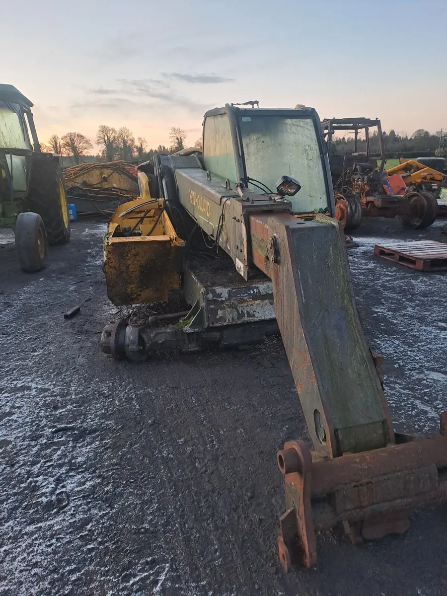 New Holland - Image 1