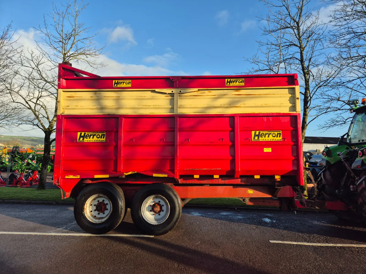 Herron 18FT silage trailer - Image 3