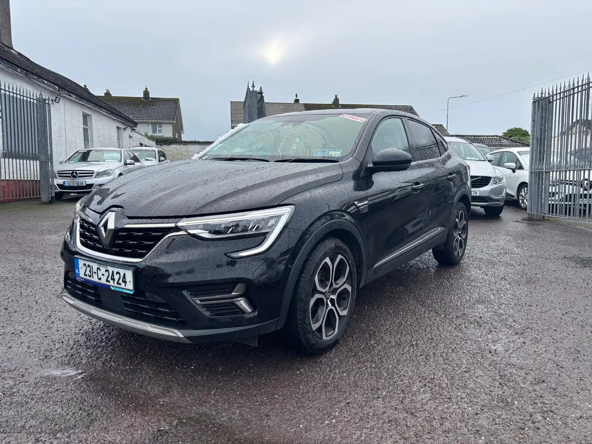 Renault Arkana   2023  PETROL  AUTOMATIC - Image 3