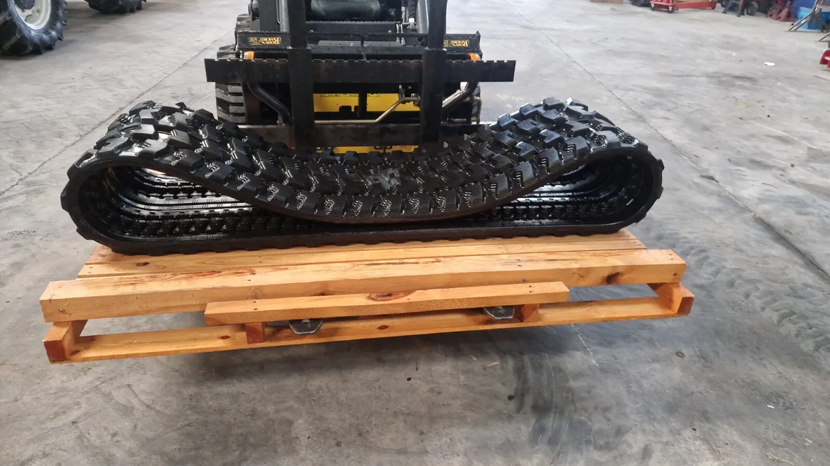 Rubber tracks - Image 4