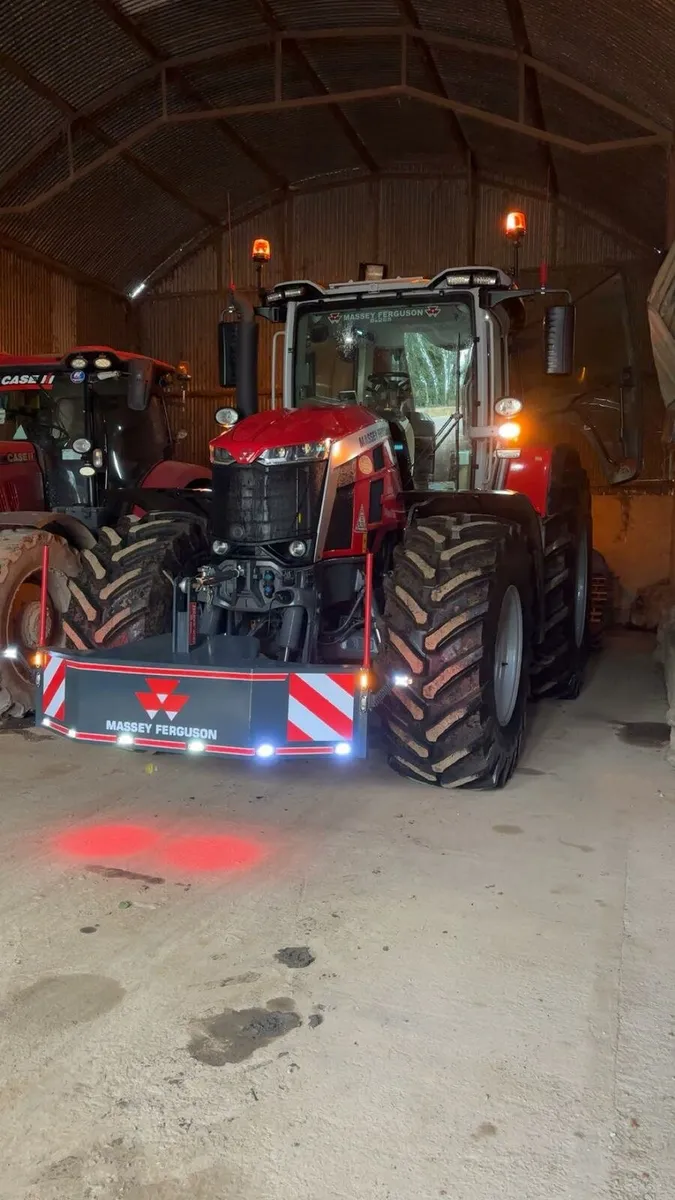 Tractor Bumper / Weight - Image 1