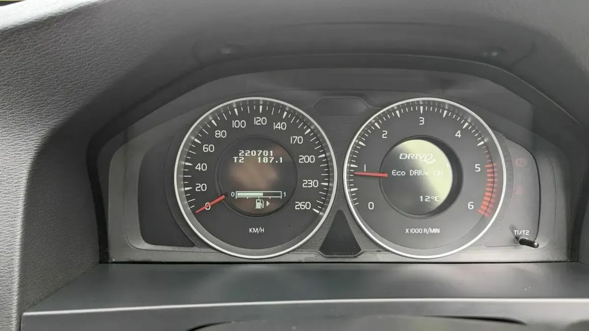 Volvo S60 2011 - Image 3