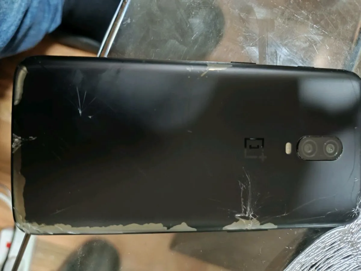 One plus 6t - Image 2