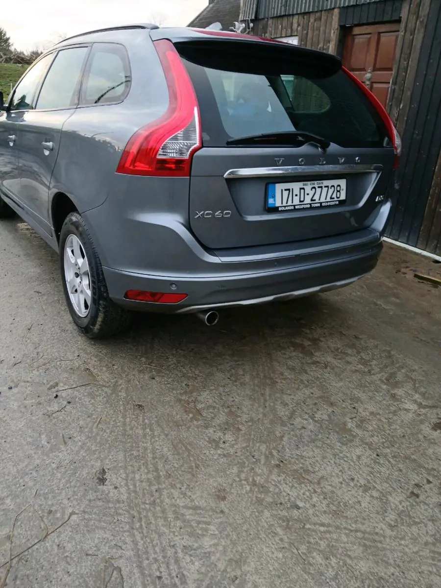 Volvo XC 60 - Image 2