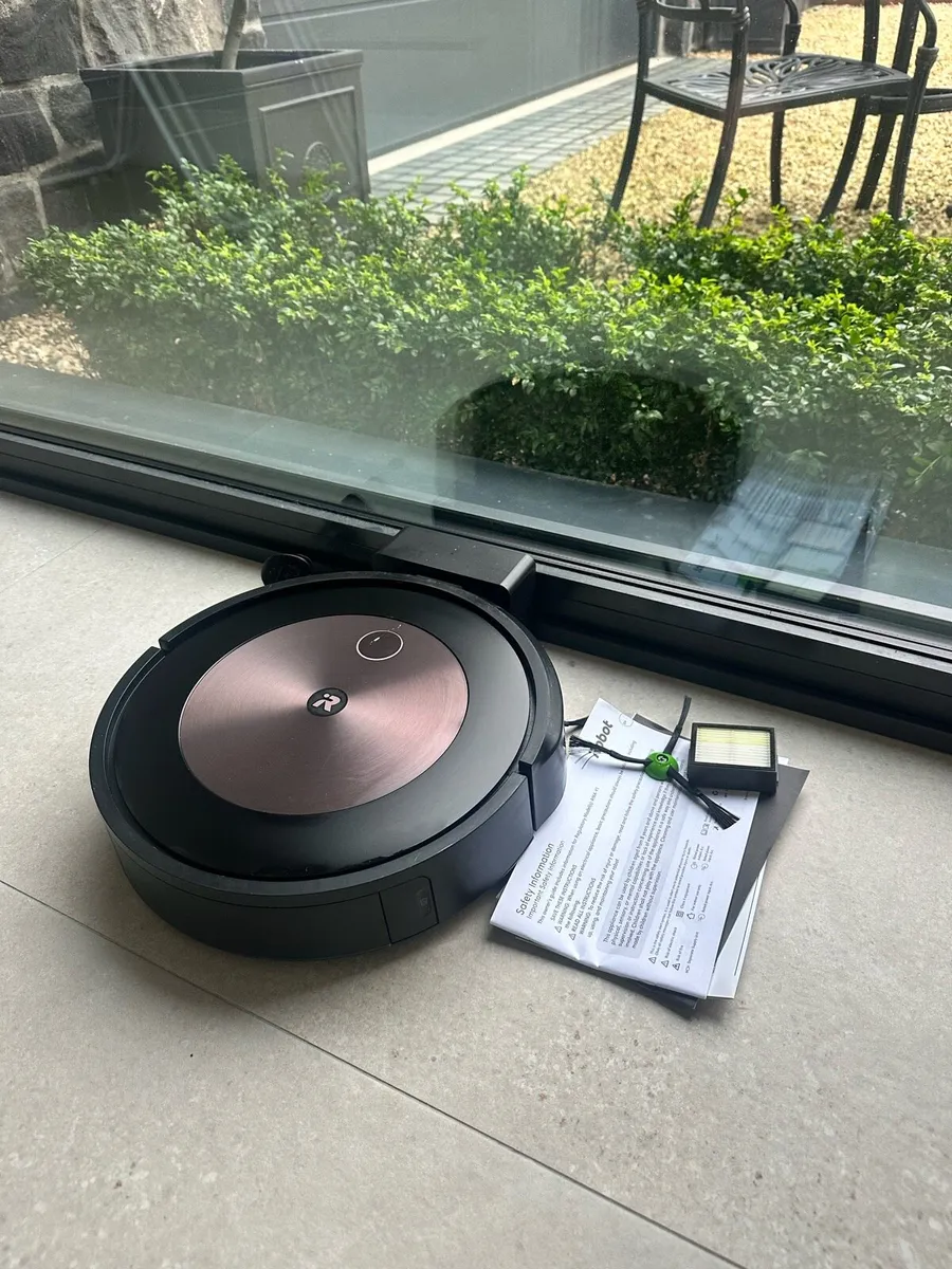 Robot vacuum - Image 2
