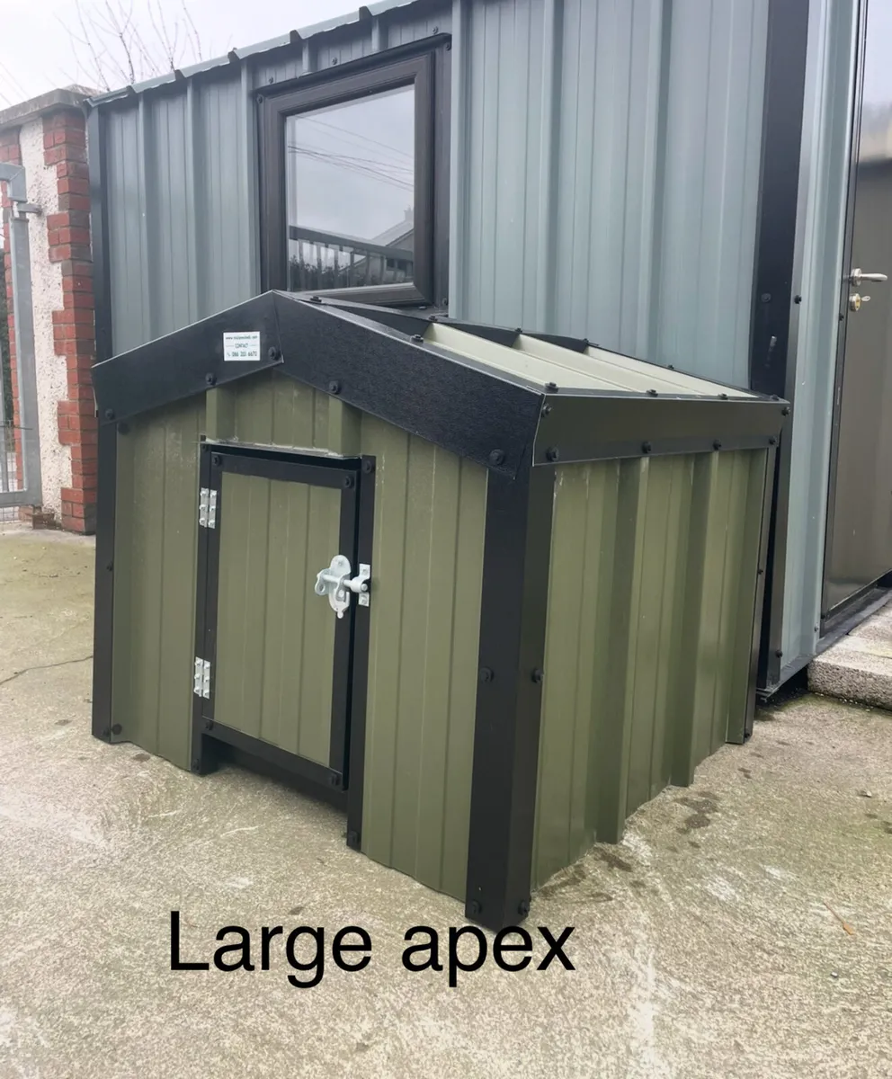 Metal insulated kennels and pens - Image 1