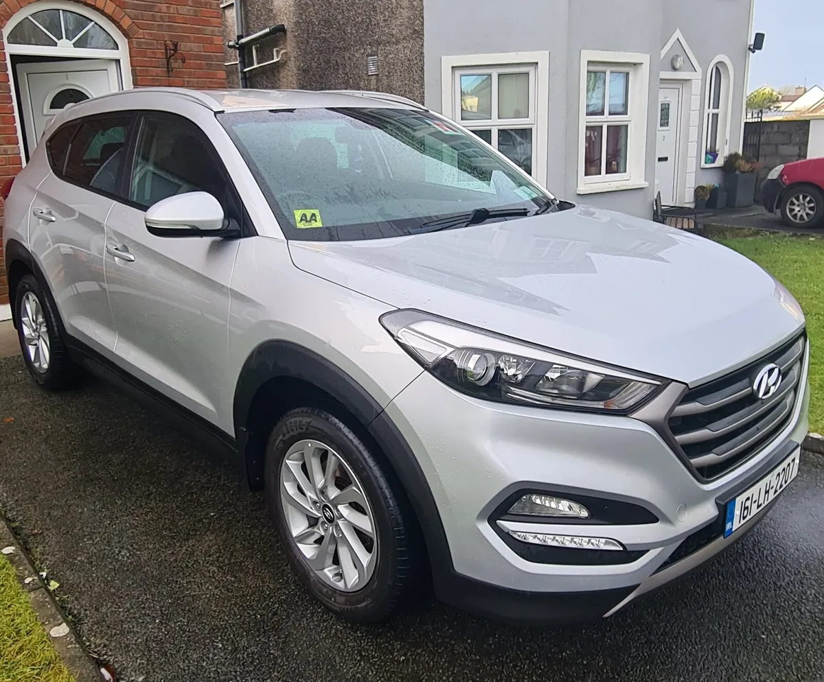 2016 Hyundai Tucson Executive 1.7 Diesel Low Km!!! - Image 1