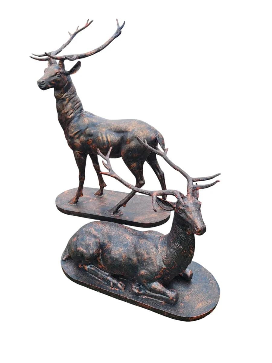 Reindeer garden ornaments made of cast iron - Image 2