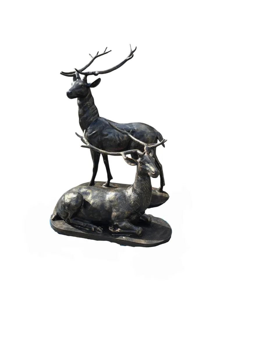 Reindeer garden ornaments made of cast iron - Image 3