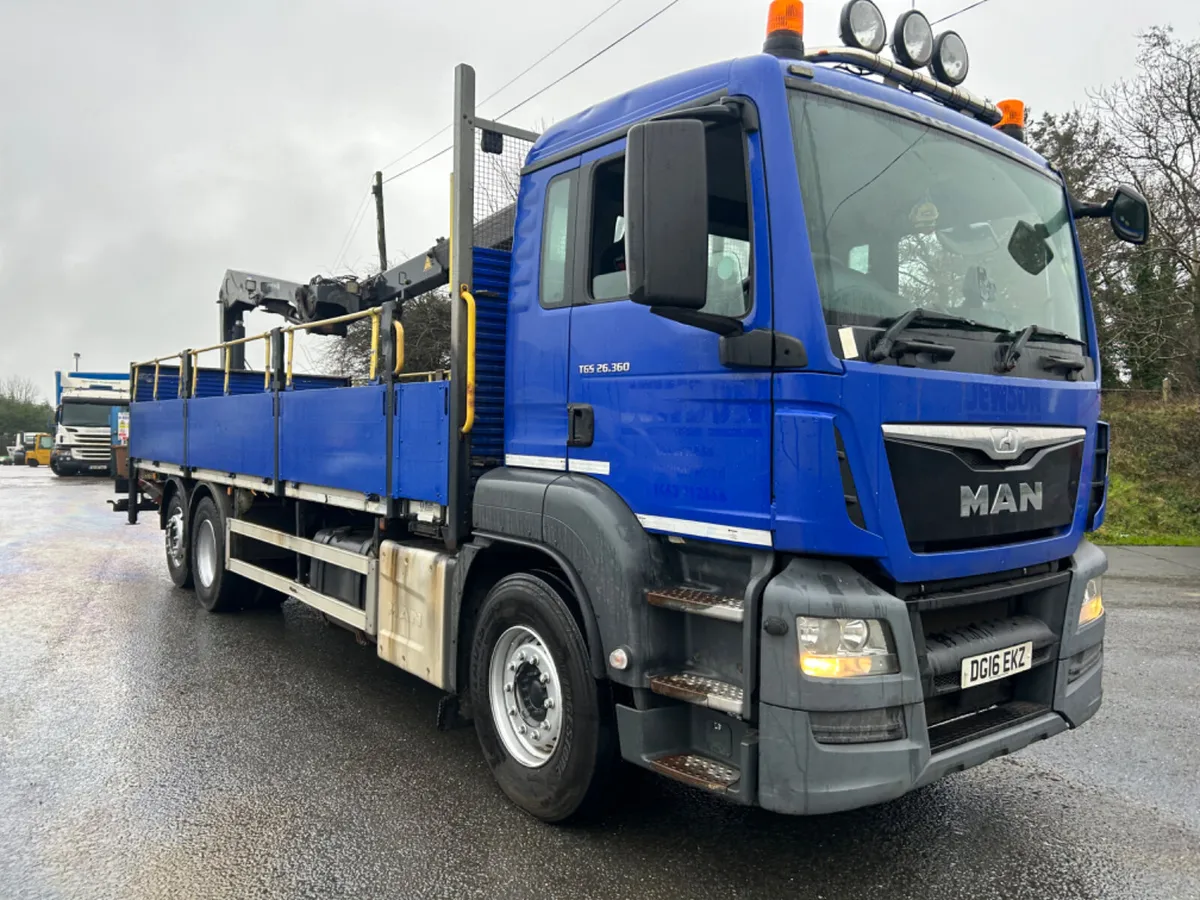 2016 man tgl26.360 6x2 26 ton flat with crane - Image 3