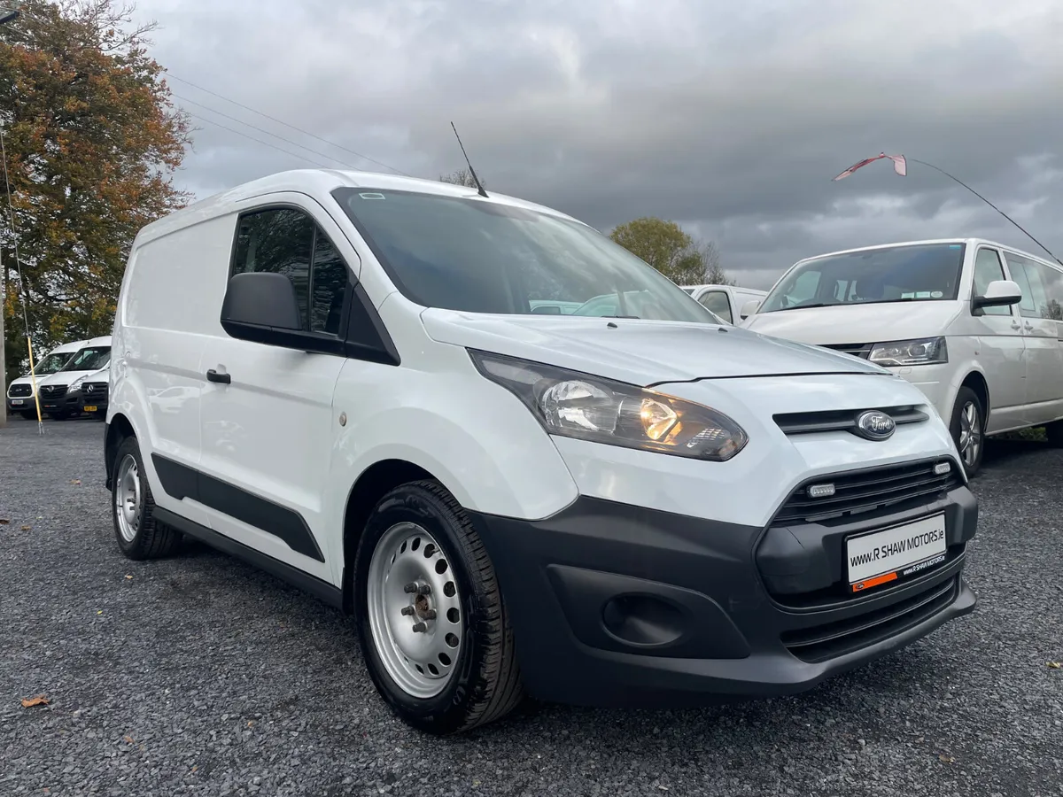 Ford Transit Connect LOW km - Image 2