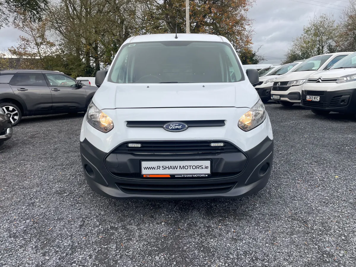 Ford Transit Connect LOW km - Image 3