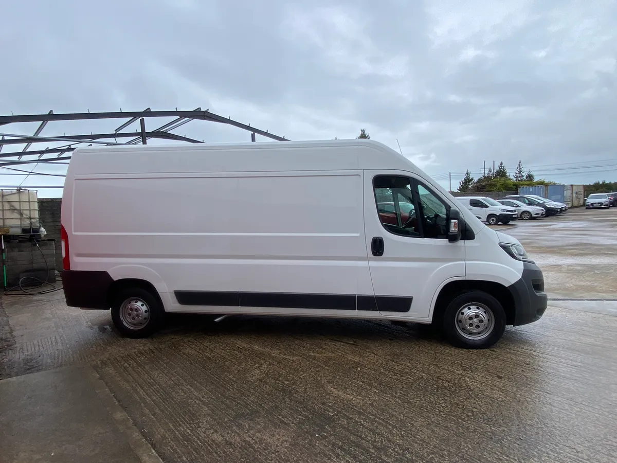 2017 PEUGEOT BOXER hydraulic side lift - Image 3