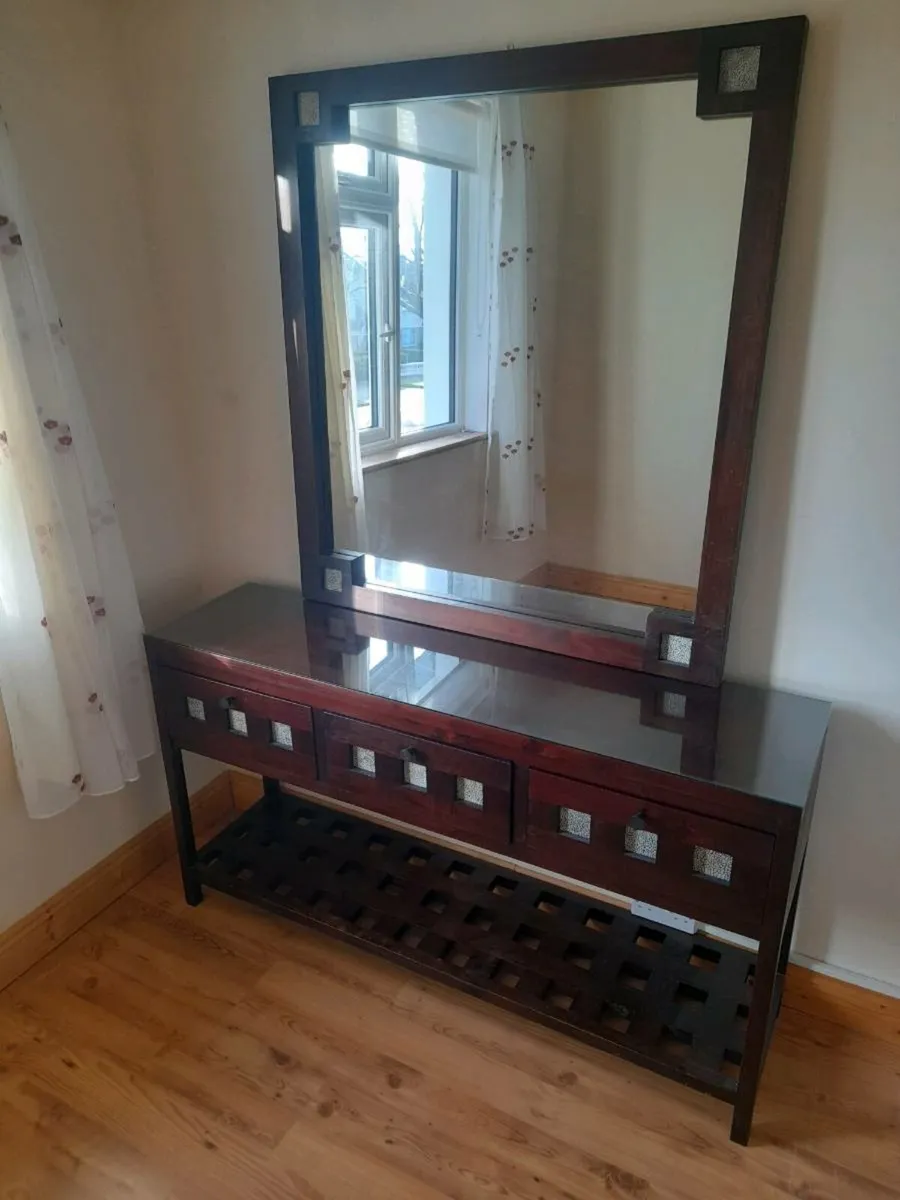 Dressing table with mirror - Image 2