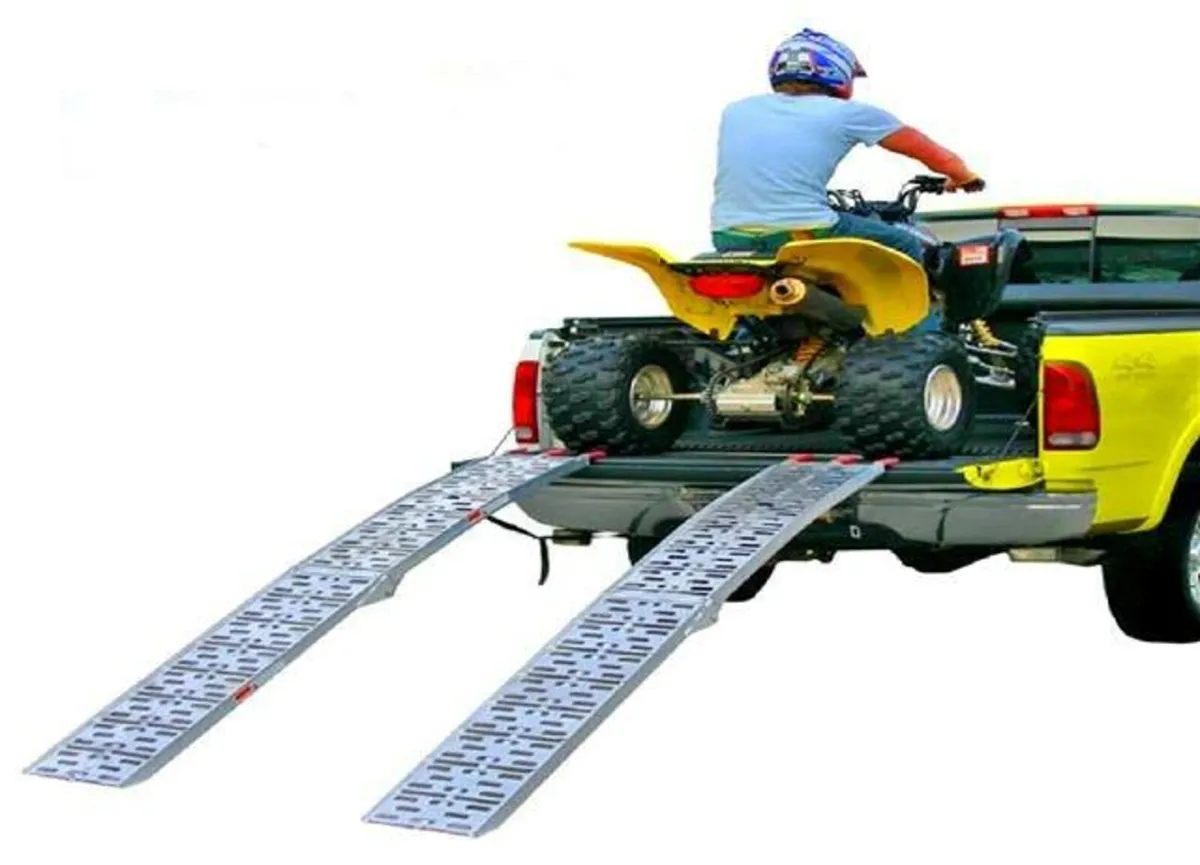 7ft lightweight aluminium folding loading ramps - Image 3