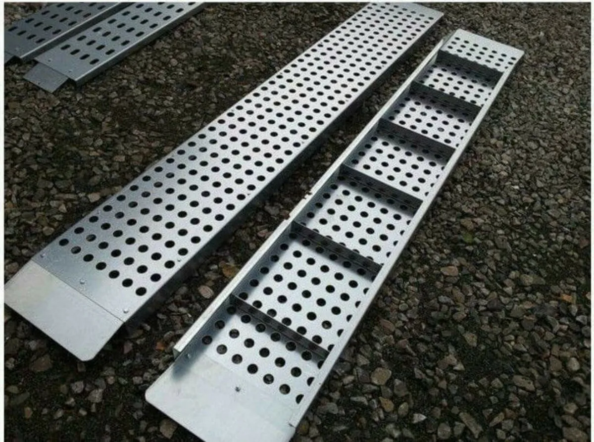 New 10" & 14" wide galvanized loading ramps - Image 3