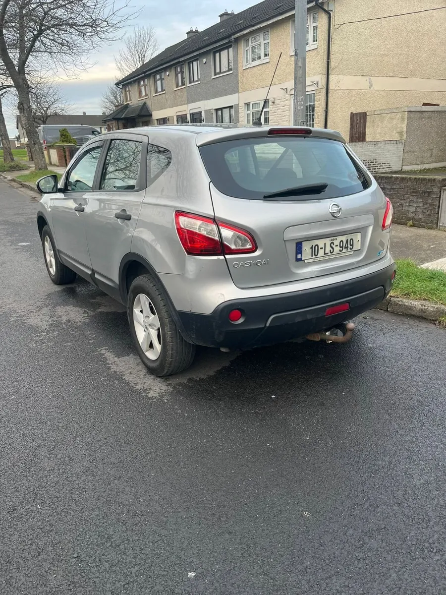 Nissan Qashqai 2010 - Image 3