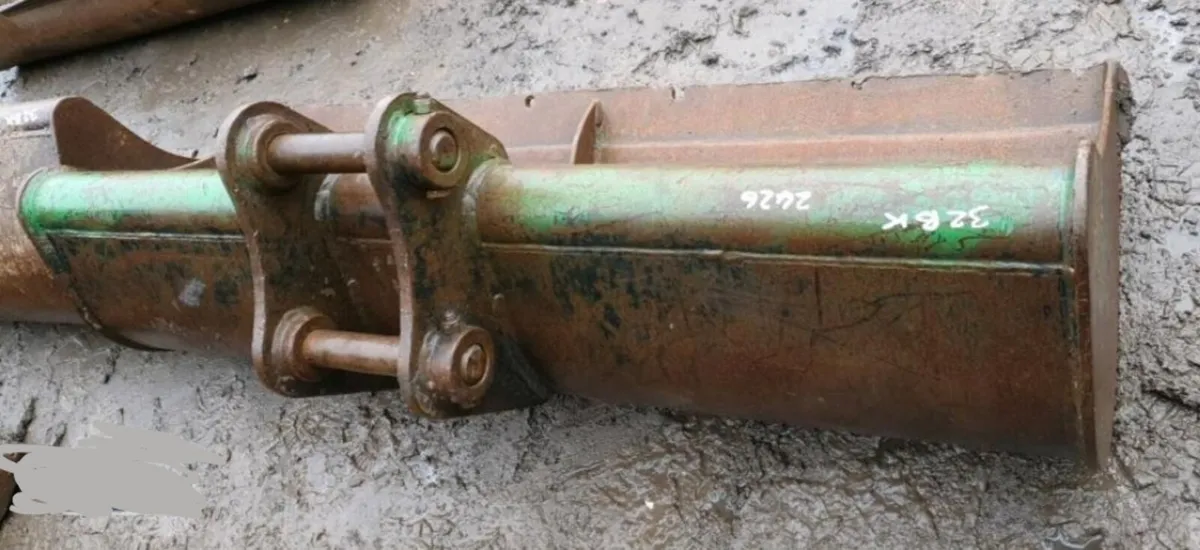 5ft ditching bucket (45mm pins) - Image 2