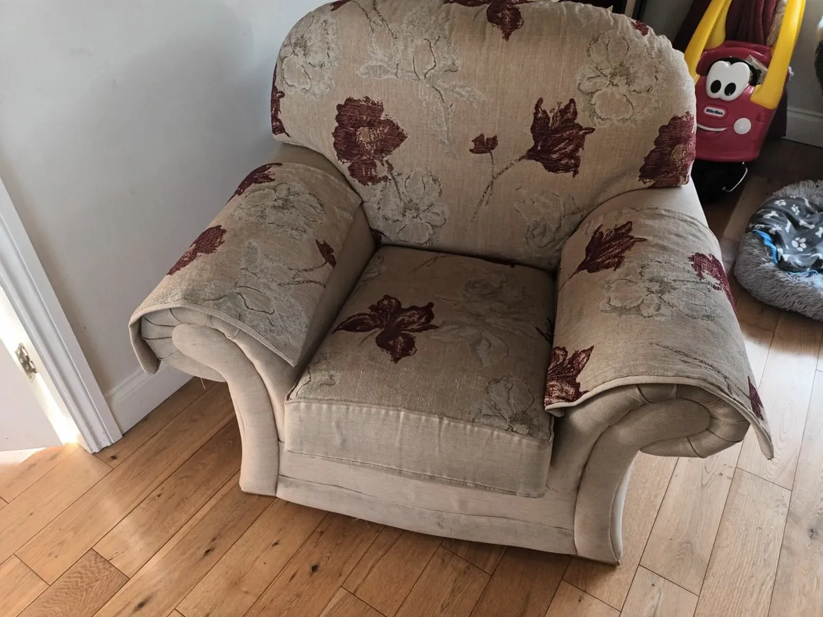 Sofa - Image 3