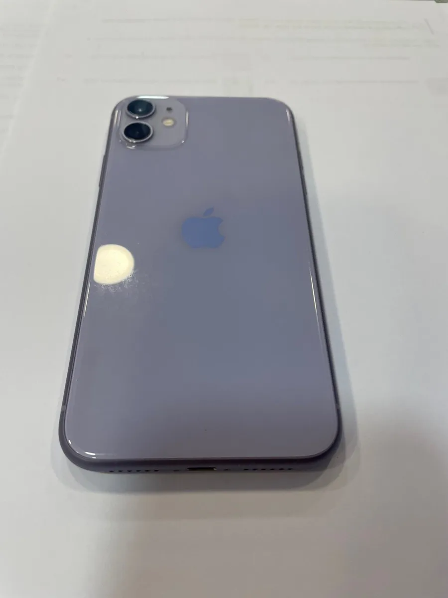 iPhone 11 128GB - Image 3