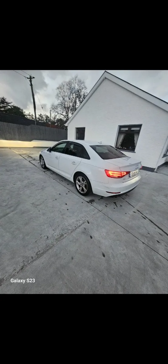 Audi A4 2017 - Image 3