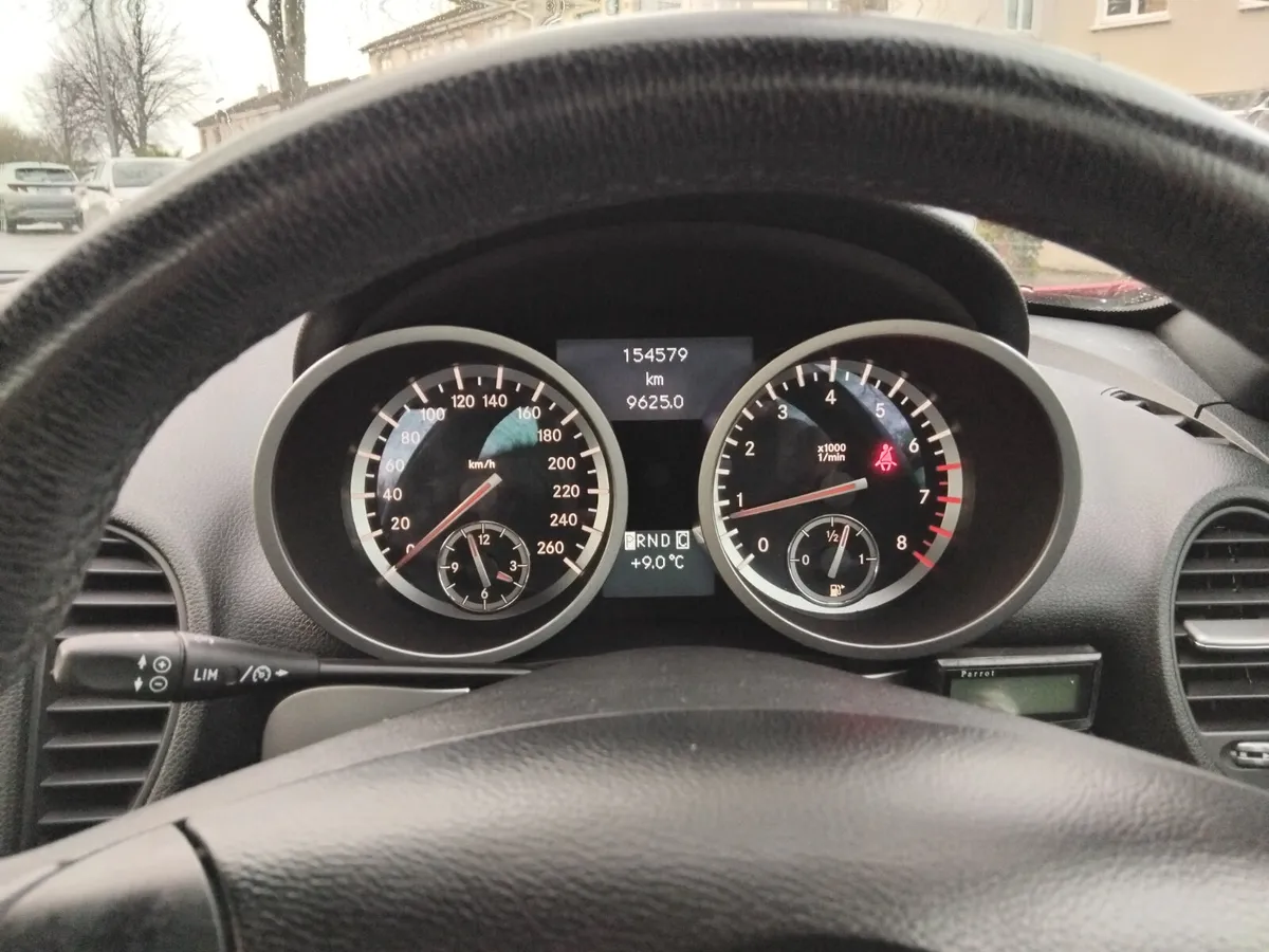 Mercedes-Benz SLK 2010 - Image 4