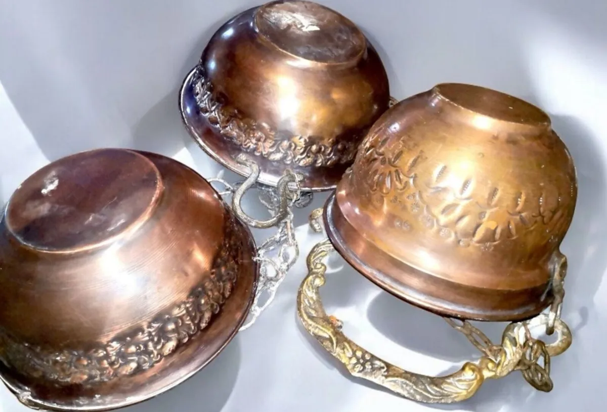 4 copper hanging baskets - Image 2