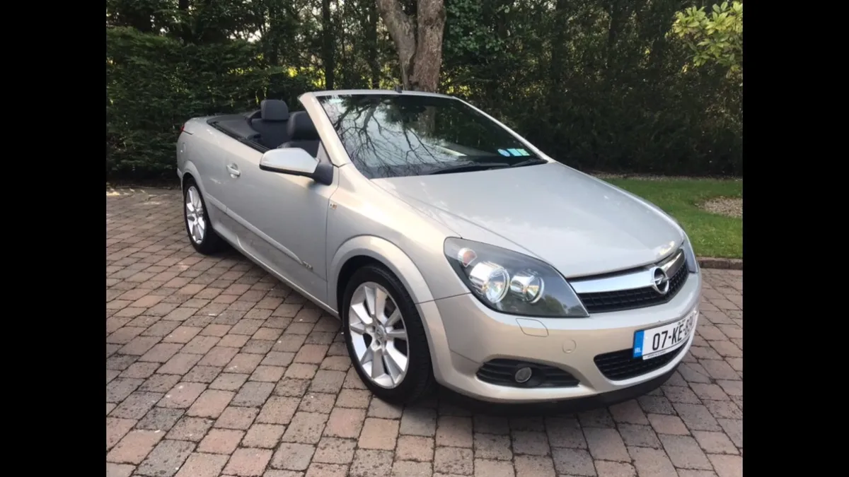 Opel Astra CC Cabriolet Tax&NCT  exceptional€4250 - Image 2