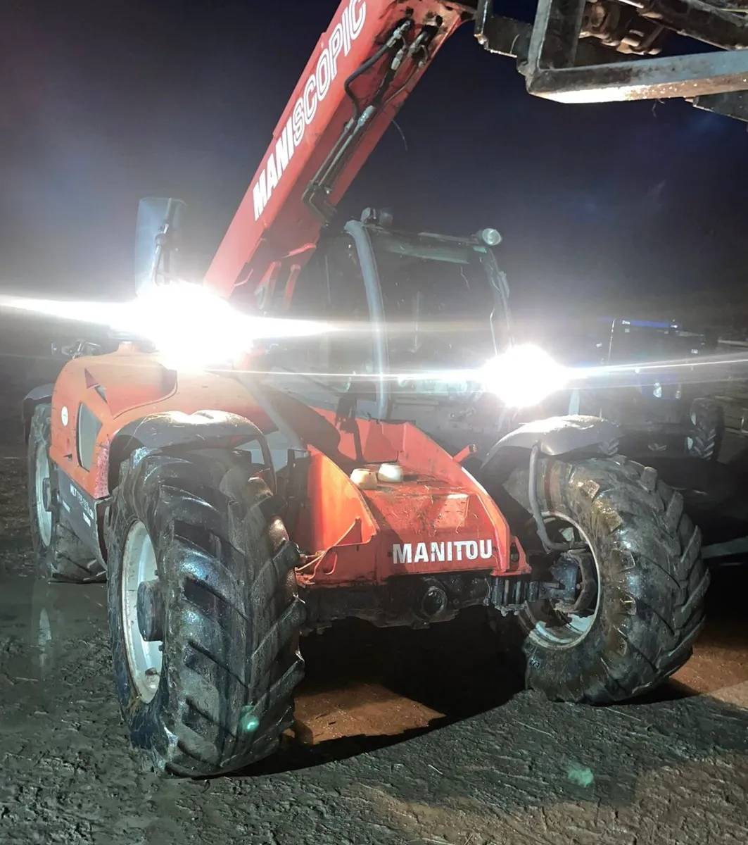 Manitou Telehandler - Image 1
