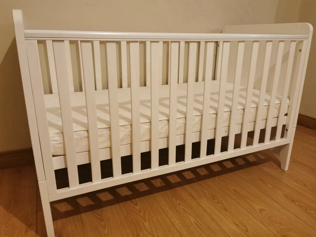 Mothercare baby cot on sale