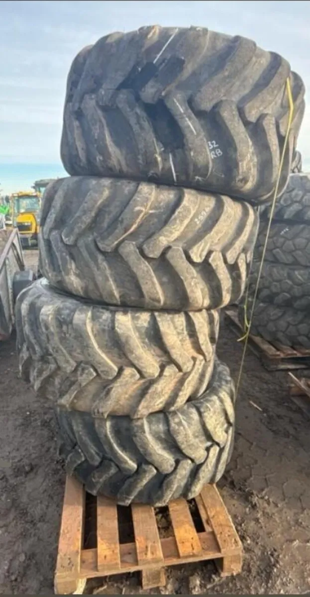 4 x ALLIANCE FLOATATION 331 GT dumper tyres (500/6 - Image 3